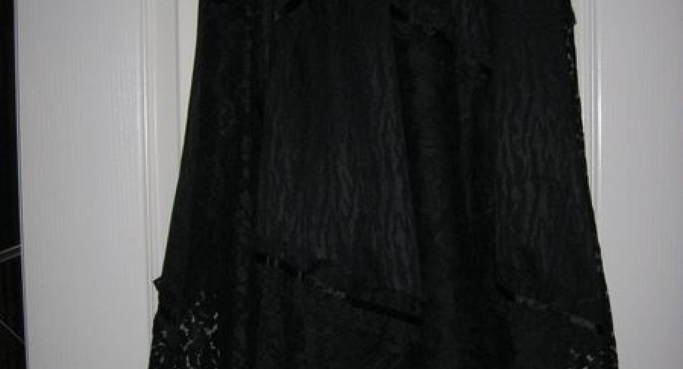 NEW. beautiful and good quality Skirt, Jessika