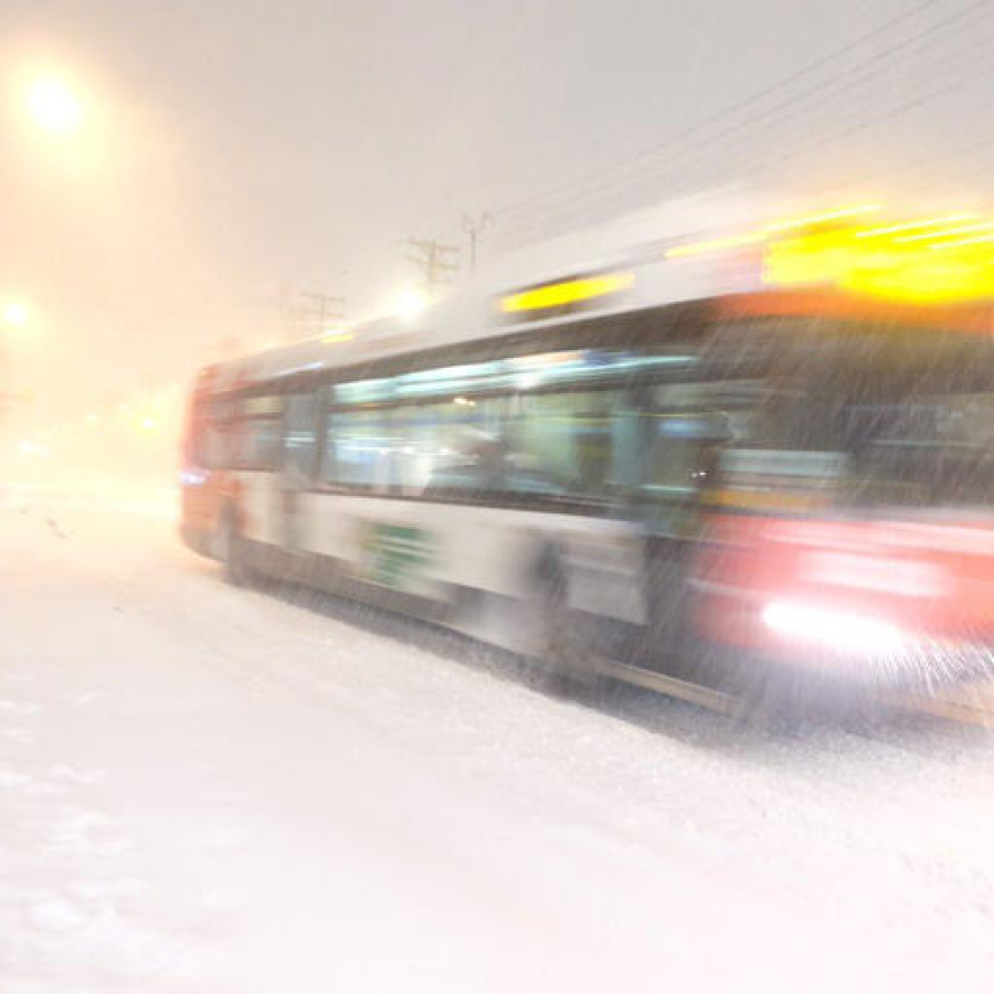 Bus snow